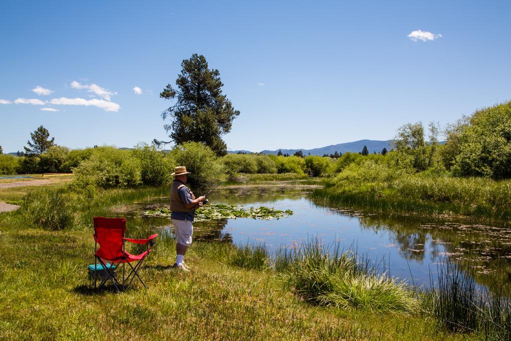 Bend-Sunriver Camping Resort Two-Bedroom Cabin 7 Esterno foto